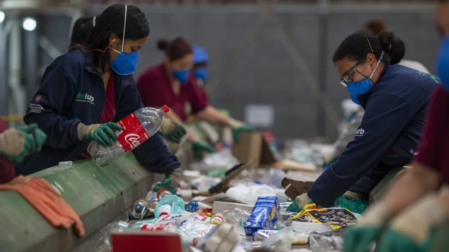 Apenas 8,3% do lixo urbano é reaproveitado no Brasil 